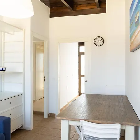 Διαμέρισμα Casita Elena - Lovely Newly Refurbished - Centrally Located *